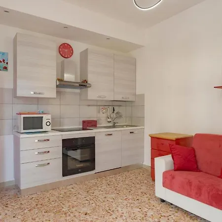 Peace House - Relax A Due Passi Dal Mare Apartamento